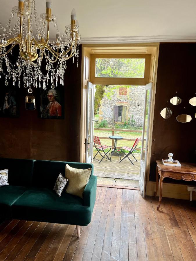 Maison De Mags & Mags Bed & Breakfast Lanouaille Екстериор снимка